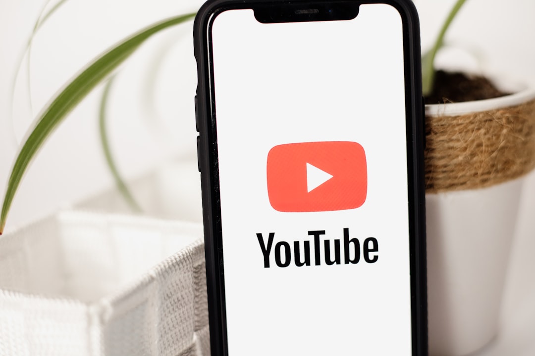 YouTube Ads vs TikTok Ads : quel format vidéo convertit le mieux ?